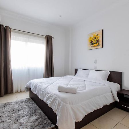 Accra Fine Suites - Holi Flats Airport Residential Eksteriør billede