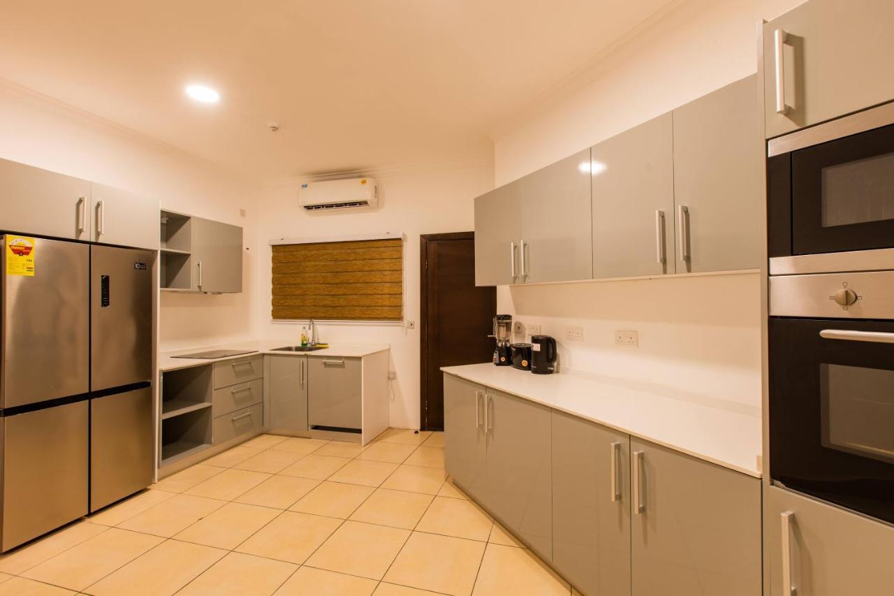 Accra Fine Suites - Holi Flats Airport Residential Eksteriør billede